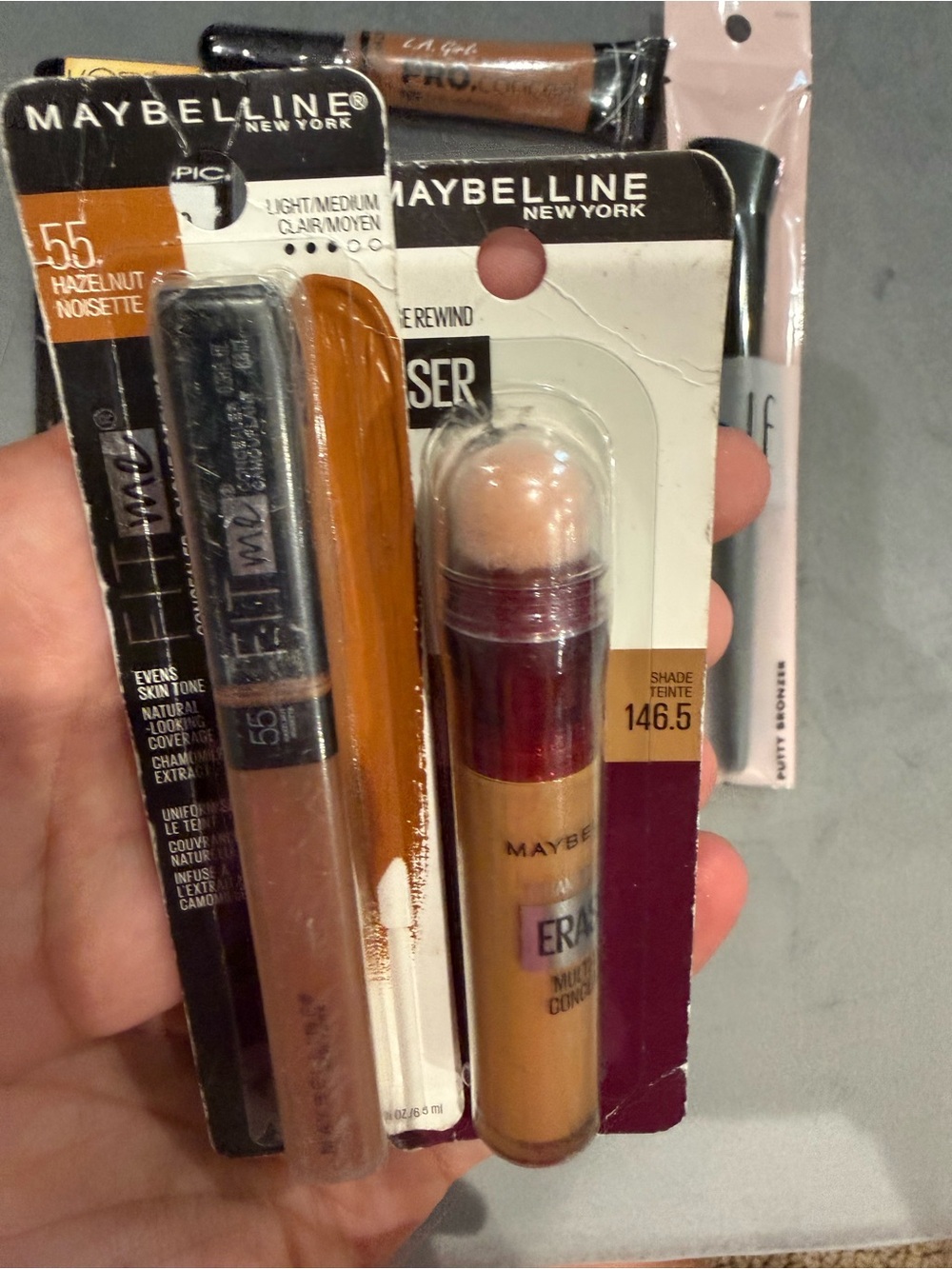 Makeup Items - Picture 4 of 5